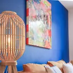 Le Pop Flat By Winkyhouse Cassis